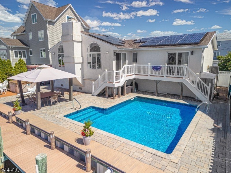 IDEAL STAYCATION PROPERTY. Beautiful 3 Bed 2 Bath ranch located - photo 17