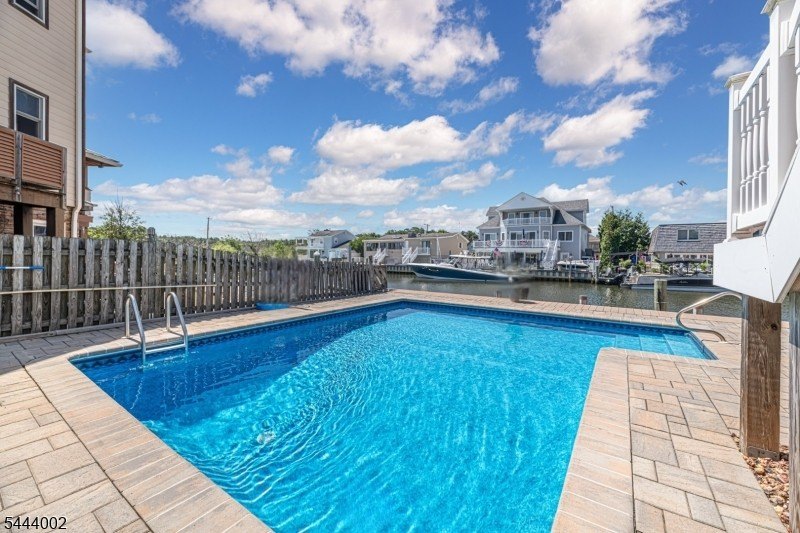 IDEAL STAYCATION PROPERTY. Beautiful 3 Bed 2 Bath ranch located - photo 18