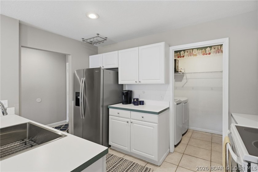 Welcome to your two-level lakefront retreat in the heart of the - photo 11