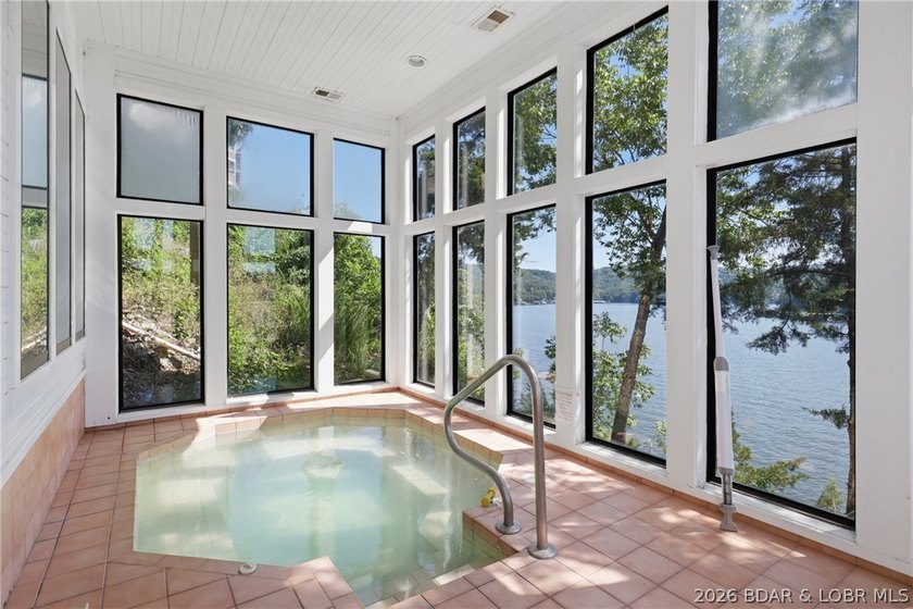 Welcome to your two-level lakefront retreat in the heart of the - photo 31
