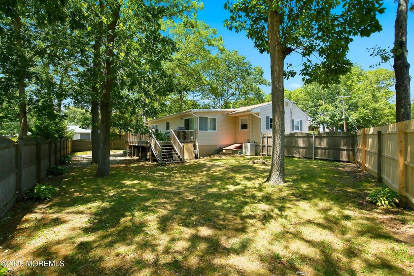 **RARE opportunity! This home is currently used as a 5-BEDROOM - photo 24