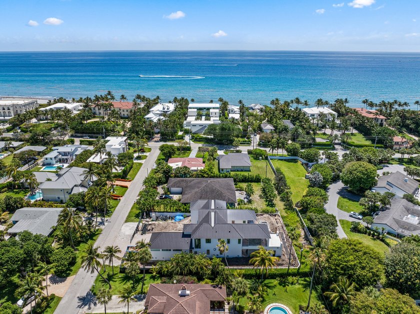 Discover the Pinnacle of Coastal Luxury with this Brand-New Home - photo 24