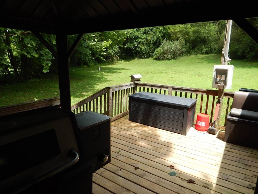 3 Bedroom, 2 Bath manufactured home on 63 acres +/-, just off Rt - photo 8