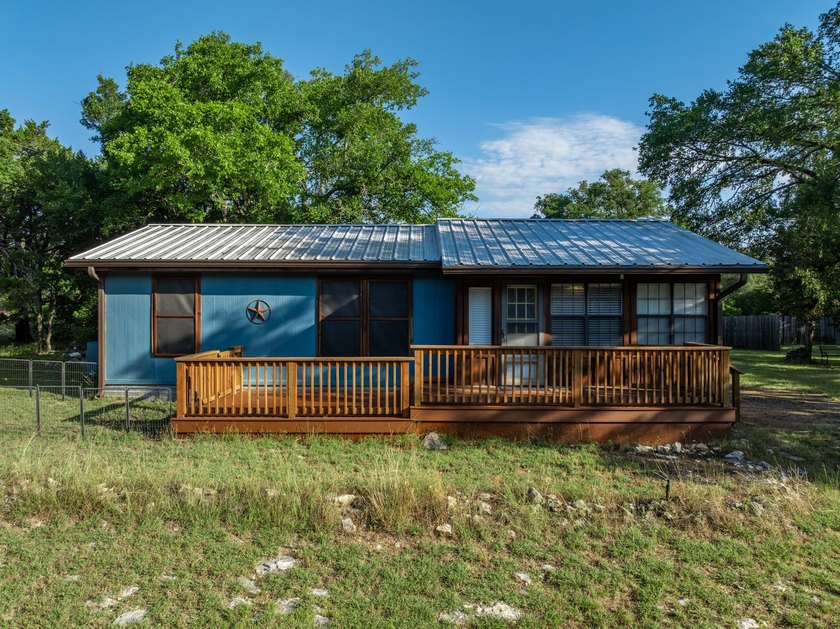 Escape to the peaceful beauty of The Canyons at Lake Whitney! - photo 3