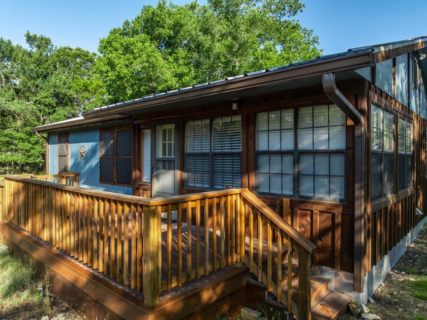 Escape to the peaceful beauty of The Canyons at Lake Whitney! - photo 6