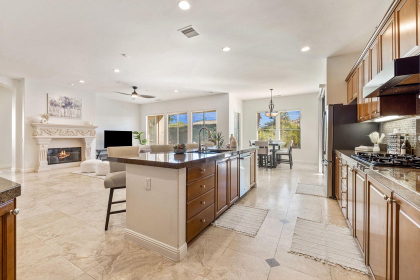 Welcome to Talante Retreat, a fully furnished luxury home - photo 17
