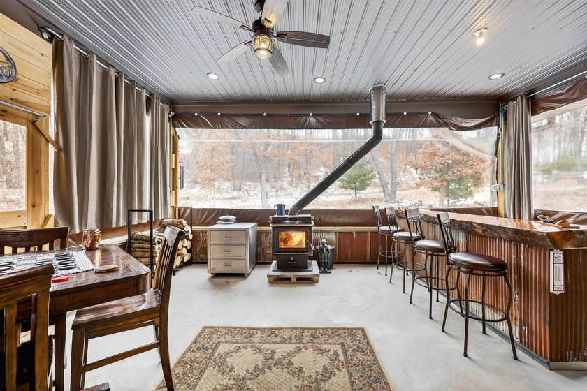Unrivaled Security Meets Rustic Elegance on 17 acres with - photo 12