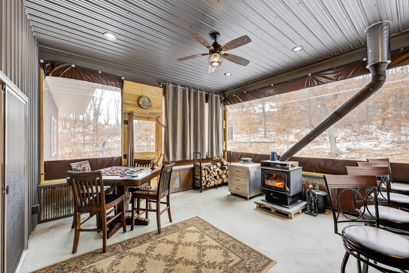 Unrivaled Security Meets Rustic Elegance on 17 acres with - photo 14