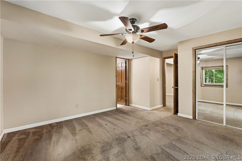 Welcome home to the perfect blend of comfort, outdoor living - photo 22