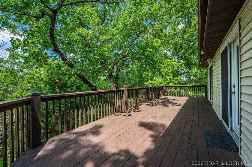 Welcome home to the perfect blend of comfort, outdoor living - photo 35