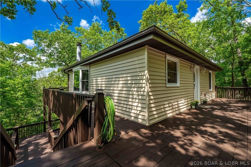 Welcome home to the perfect blend of comfort, outdoor living - photo 39