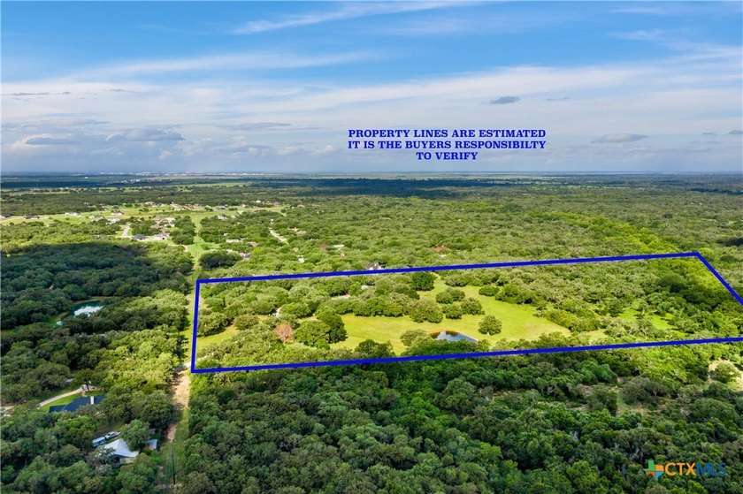 Nestled at the end of a tranquil, gated road near Inez, Texas - photo 48