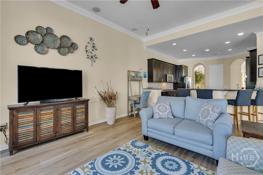 For the price of ordinary, you get extraordinary. Few homes - photo 22