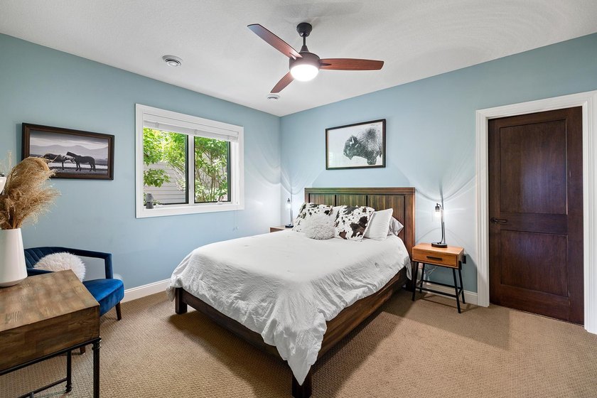Experience the pinnacle of maintenance-free luxury living in - photo 42