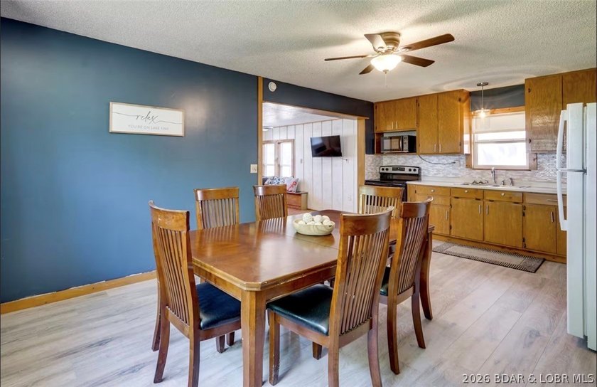 Lake living without the waterfront price! Welcome to this - photo 13