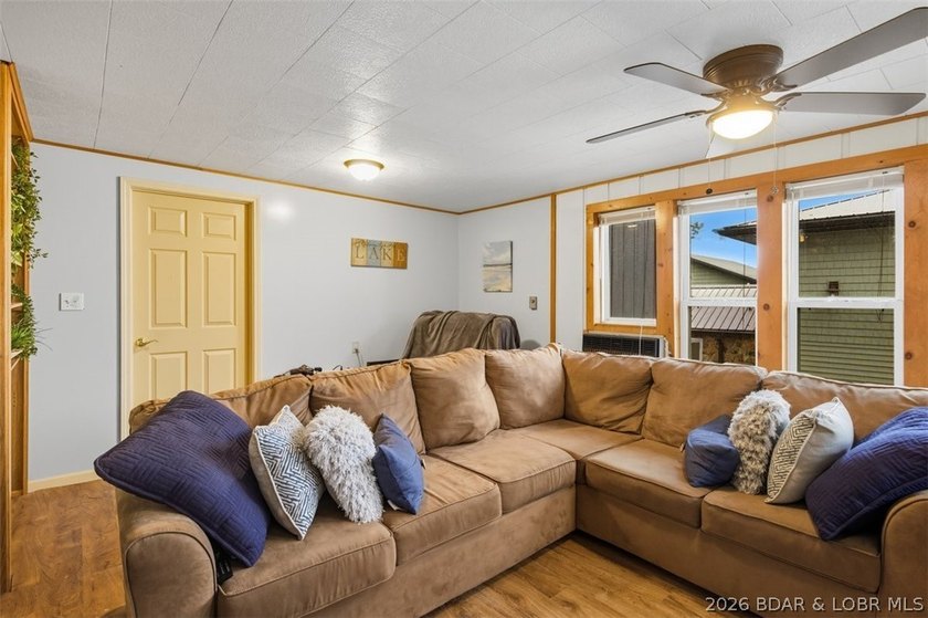 Lake living without the waterfront price! Welcome to this - photo 16