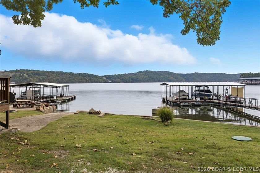 Lake living without the waterfront price! Welcome to this - photo 18