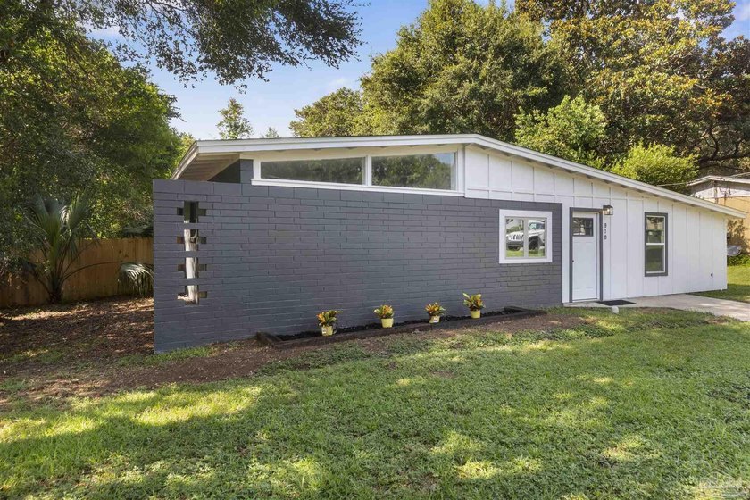 Whether you're purchasing your first home, downsizing, or simply - photo 5