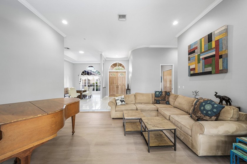 Welcome to your own private oasis. Nestled on a quiet cul-de-sac - photo 13