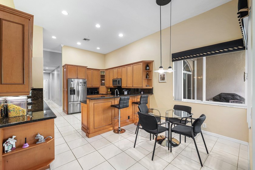 Welcome to your own private oasis. Nestled on a quiet cul-de-sac - photo 16