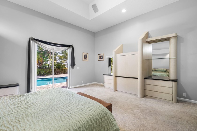 Welcome to your own private oasis. Nestled on a quiet cul-de-sac - photo 24