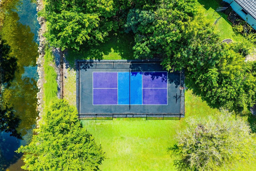 Welcome to your own private oasis. Nestled on a quiet cul-de-sac - photo 45