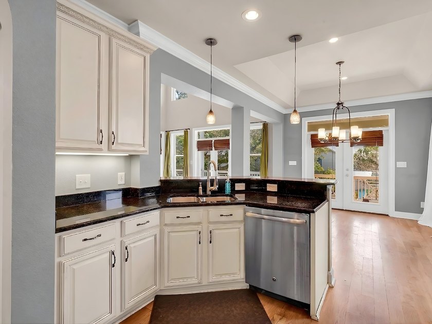BEAUTIFUL CUSTOM 4-bedroom, 3.5-bath home brings together - photo 17