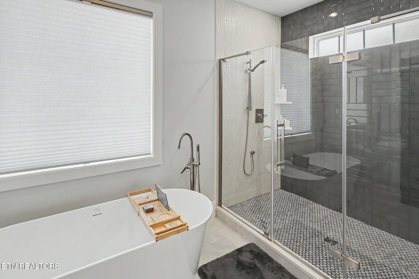 Luxury Meets Nature at 428 Ingoti Lane Nestled among mature - photo 16