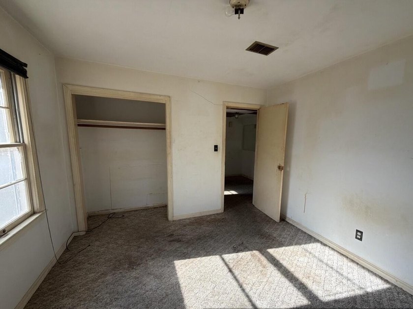 Located just a few miles from the bustling down town area and - photo 21