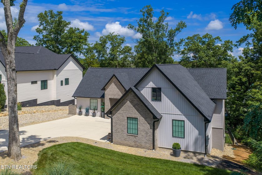 Luxury Meets Nature at 428 Ingoti Lane Nestled among mature - photo 47