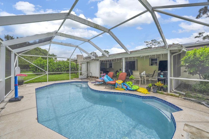 Short Sale Opportunity. This Indian River Estates Pool Home - photo 11