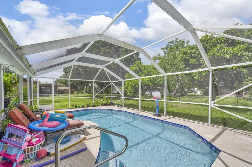 Short Sale Opportunity. This Indian River Estates Pool Home - photo 12