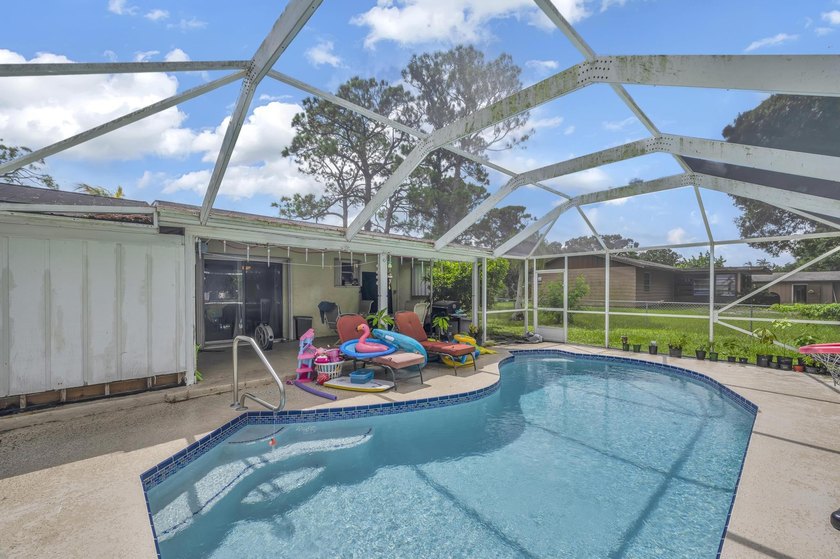 Short Sale Opportunity. This Indian River Estates Pool Home - photo 13