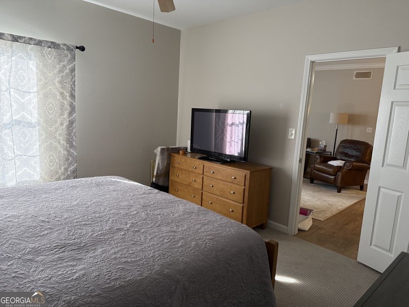Rare opportunity for a good investment in a resort community - photo 32