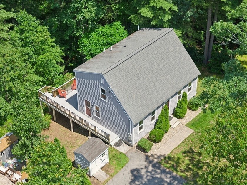 Enjoy year-round recreation and beautiful seasonal water views - photo 37
