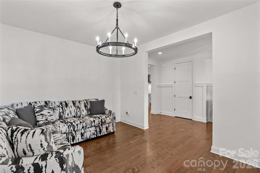 Buy 547 Muirfield Way in The Crescent Vistas and enjoy elegant - photo 4