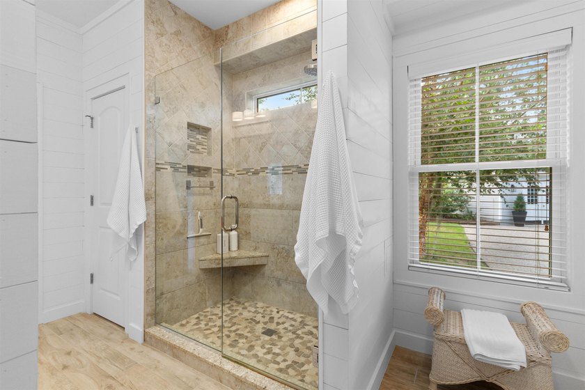 A private coastal retreat where thoughtful design, flexible - photo 21
