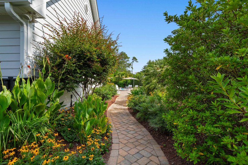 A private coastal retreat where thoughtful design, flexible - photo 46