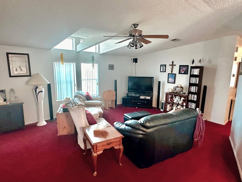 This is an awesome oversized young *1998* quality *Palm Harbor* - photo 2
