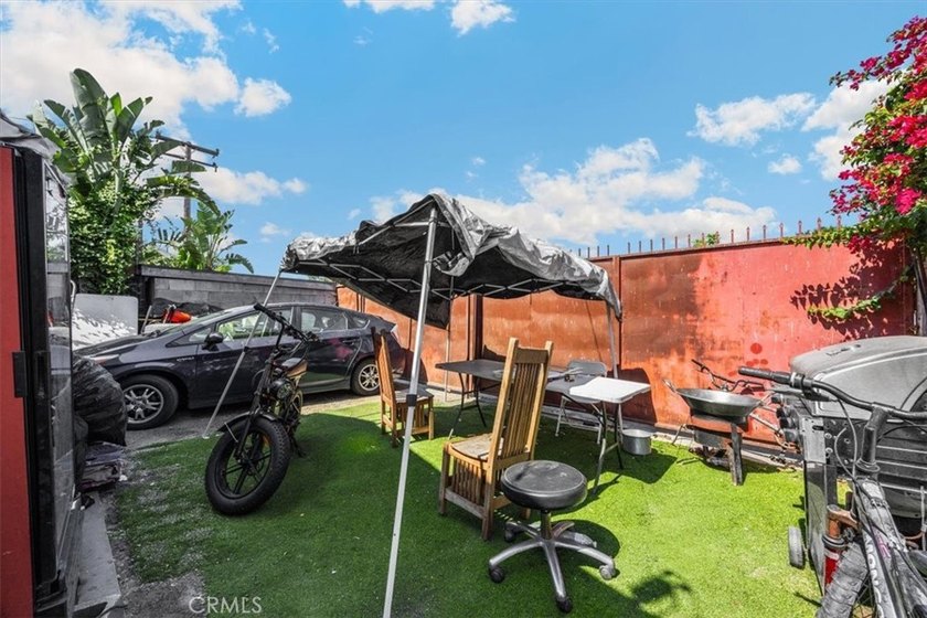 Income producing duplex in family friendly neighborhood. Each - photo 31
