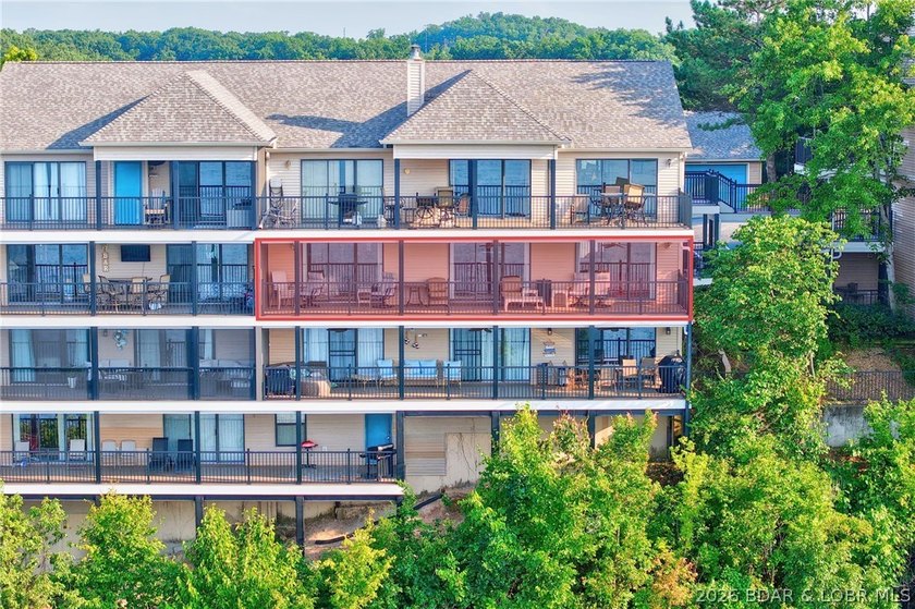 Life at Lake of the Ozarks is calling with this Gorgeous Condo - photo 36