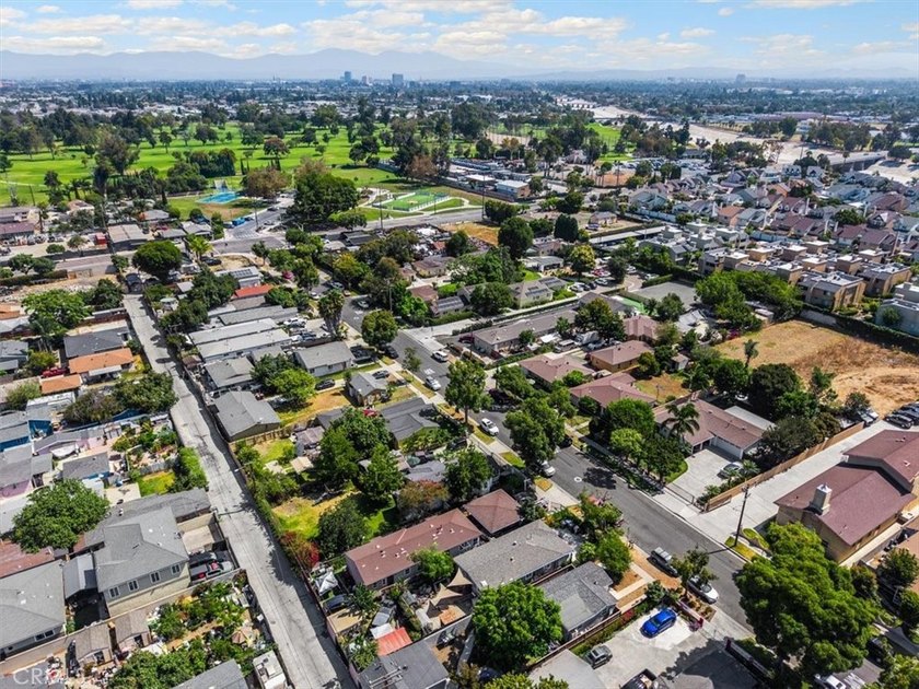 Income producing duplex in family friendly neighborhood. Each - photo 36