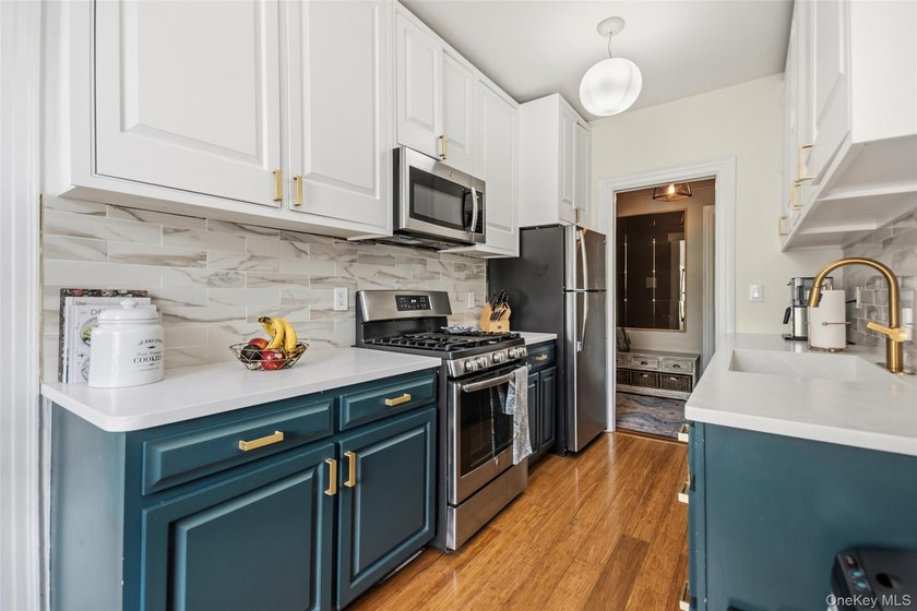 Welcome to Wellington Court, a well-maintained cooperative - photo 10