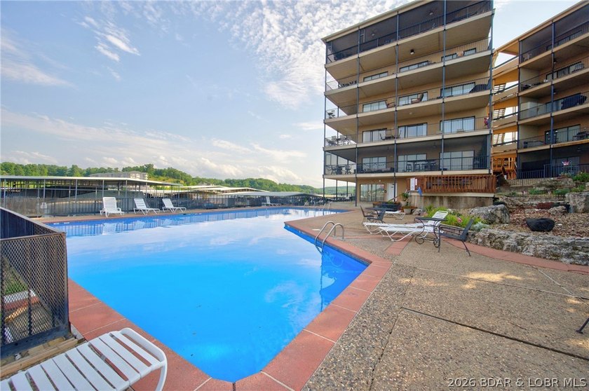 Life at Lake of the Ozarks is calling with this Gorgeous Condo - photo 48