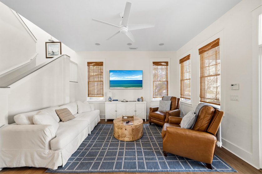 Discover the charm of Frangista Beach, one of Miramar Beach's - photo 17