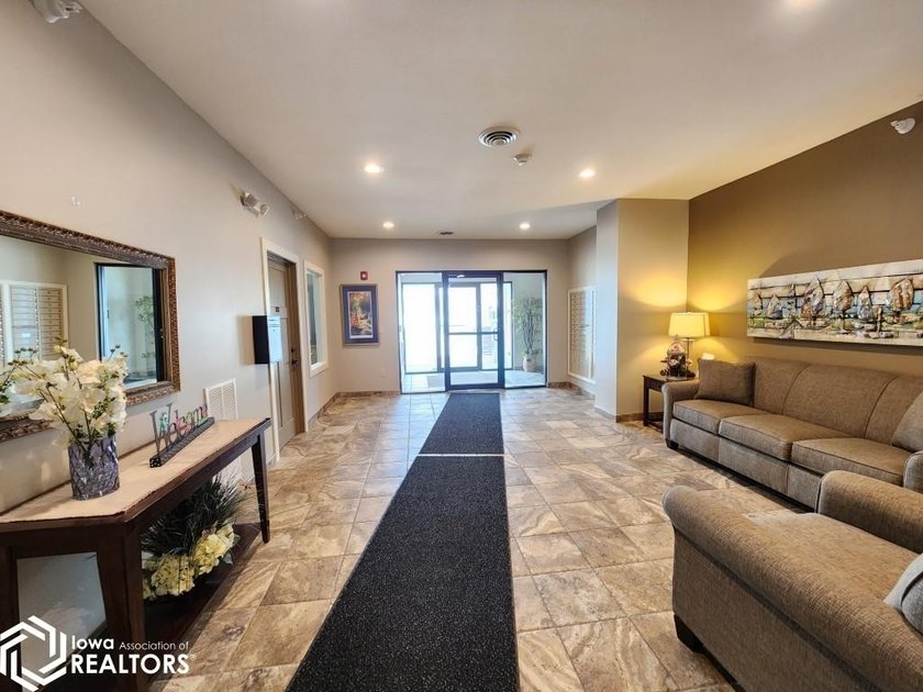 LUXURY LIVING AT AN AFFORDABLE PRICE! GARDEN PARK VILLAGE CONDOS - photo 17