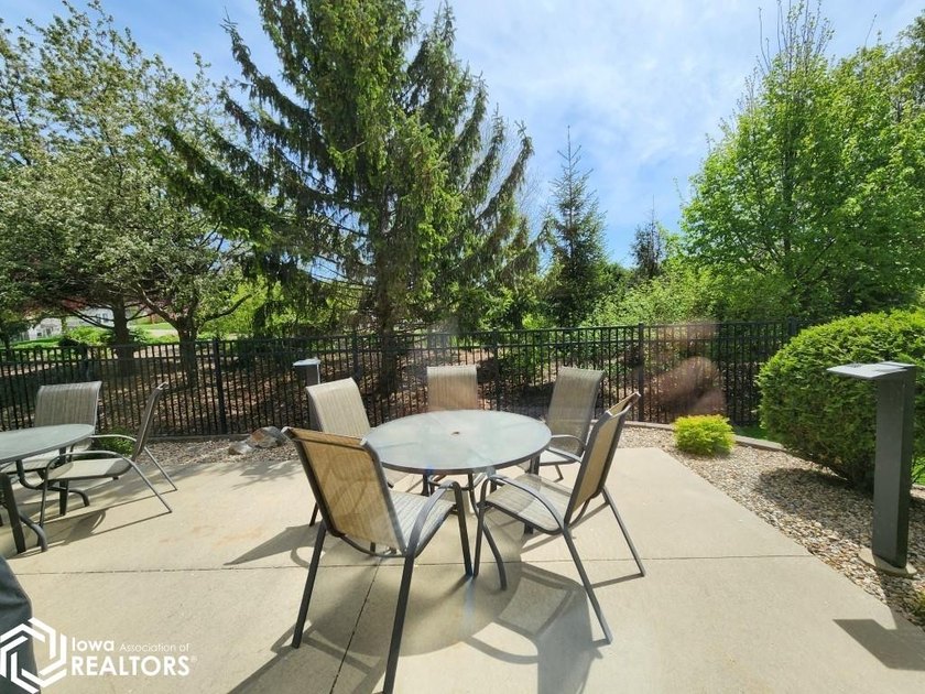 LUXURY LIVING AT AN AFFORDABLE PRICE! GARDEN PARK VILLAGE CONDOS - photo 21