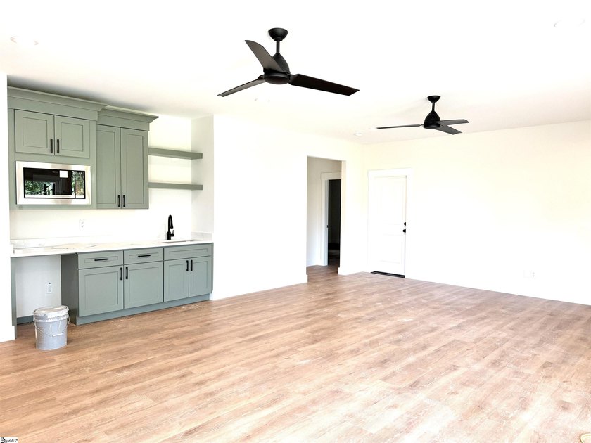 110 Wedge Way - Travelers Rest, SC Call Denise Grout for more - photo 31