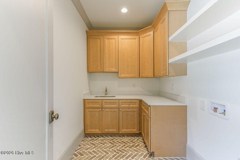 Exceptional new construction. As you step inside, your eyes are - photo 41