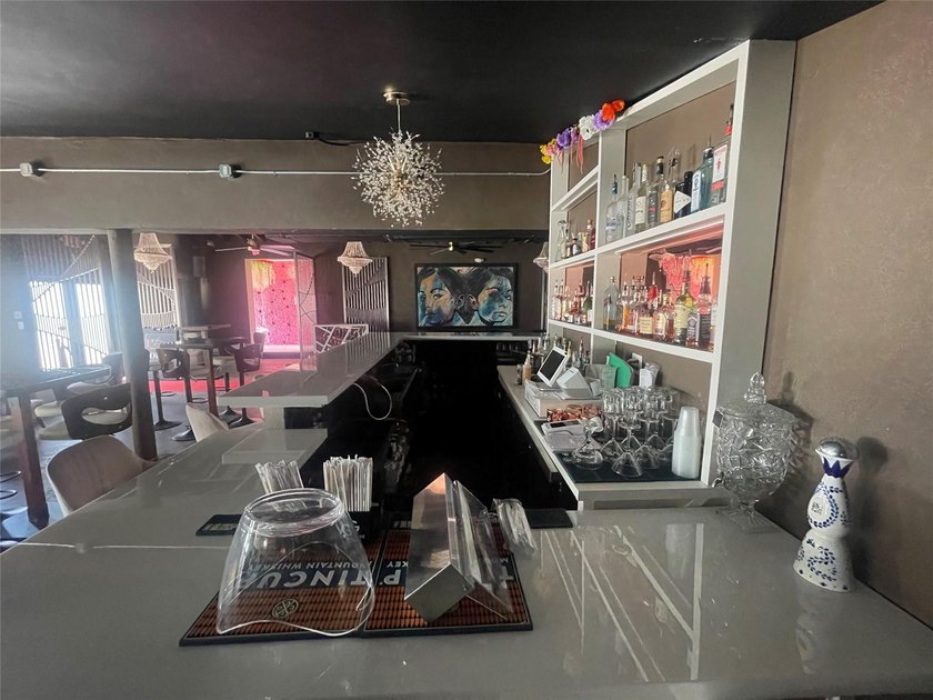 Las Olas exclusive. Welcome to Paradise. Invision your dream at - photo 12